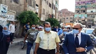 الناخبون يستقبلون محافظ القليوبية  بالزغاريد  | فيديو