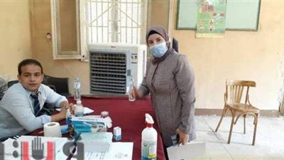 رئيسة مدينة نقادة تدلي بصوتها في انتخابات الشيوخ بقنا