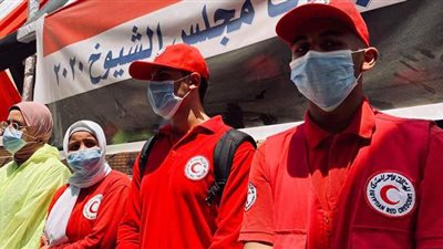 الهلال الأحمر   بلجان المطرية للاطمئنان على صحة المواطنين | فيديو وصور