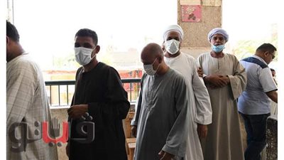 إقبال علي لجان الاقتراع بقرى قوص في قنا للتصويت بانتخابات مجلس الشيوخ/صور