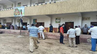 إصابة مواطن بأزمة قلبية أمام لجنة لانتخابات مجلس الشيوخ بالقليوبية