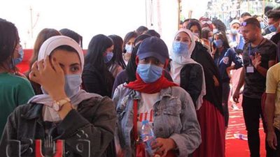 إقبال كبير على لجان باب الشعرية  عقب انتهاء الراحة | صور