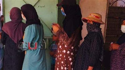 توافد السيدات على اللجان الانتخابية بكفر الشيخ للإدلاء بأصواتهن | صور