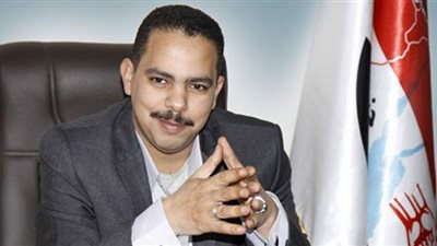 أشرف رشاد الشريف يدلى بصوته فى انتخابات مجلس الشيوخ بلجنته بقنا.. ويؤكد  أهمية المشاركة الايجابية