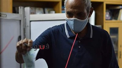 اللواء دهشوري حرب يدلي بصوته في انتخابات مجلس الشيوخ | صور