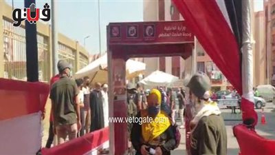 استمرار الإجراءات الوقائية للوافدين على لجان الانتخابات بالقاهرة | فيديو