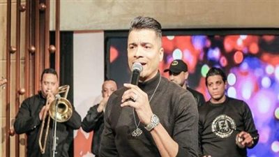 حسن شاكوش يحيي حفلا أمام إحدى لجان الانتخابات في  بولاق | فيديو