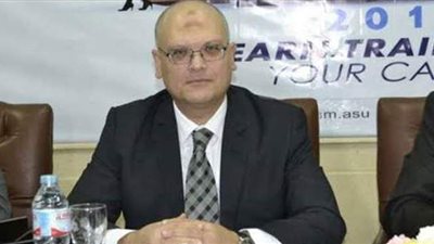 تجارة عين شمس  تعلن مواعيد فتح باب التقديم للقبول  بشعب الكلية