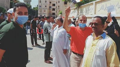 إقبال كثيف من المواطنين للإدلاء بأصواتهم في انتخابات مجلس الشيوخ بالسيدة زينب | صور