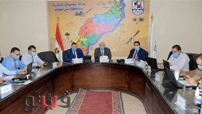 من داخل غرفة العمليات.. محافظ بني سويف يتابع اليوم الثاني للشيوخ