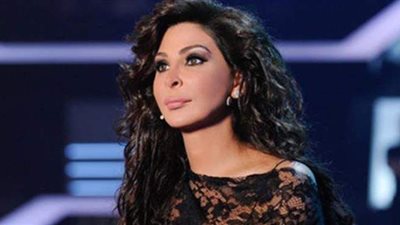 انهيار المطربة إليسا من  البكاء على الهواء