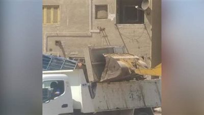 جهاز مدينة القاهرة الجديدة ينفذ حملات نهارية وليلية لإزالة الإشغالات والمخالفات