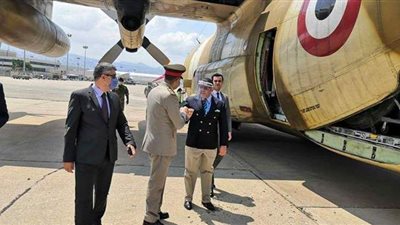 وصول الدفعة الرابعة من المساعدات المصرية للبنان محملة بـ14 طن قمح | صور
