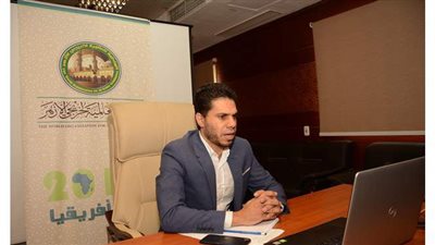 النجدى لأئمة تايلاند:  التكامل بين العلوم النظرية والعلمية يوسع مدارك الداعية