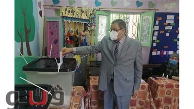 قيادات جامعة كفرالشيخ يدلون بأصواتهم في انتخابات مجلس الشيوخ