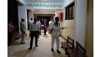 الوادي الجديد تعقم اللجان الانتخابية لمجلس الشيوخ بعد غلقها | صور