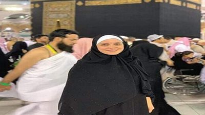 ريهام عبد الغفور تعيد نشر صورتها في العمرة.. والنشطاء: ربنا يوعدك مرة ثانية