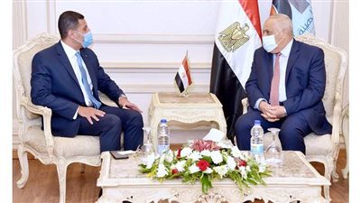 رئيس العربية للتصنيع يبحث مع الهيئة العامة للاستثمار تشجيع الصناعة الوطنية