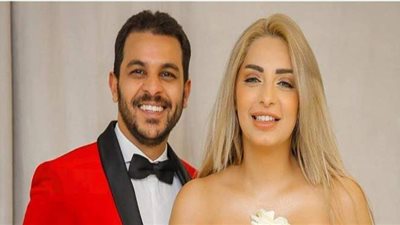 مي حلمي تتجاهل انفصالها عن محمد رشاد بهذه الطريقة