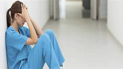 ممرضة ترفع قضية على مستشفى في إنجلترا بسبب 