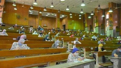 اختتام أعمال امتحانات طلاب الفرق النهائية بجامعة القاهرة للأسبوع الخامس