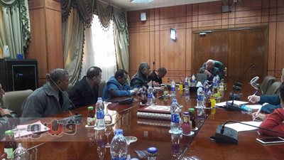 محافظ بورسعيد يشيد بجهود لجنة تطوير منطقة القابوطي