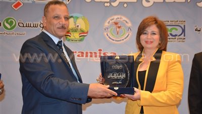 بالصور.. تكريم إلهام شاهين وحمادة هلال في احتفالية «أخبار اليوم»