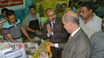 بالصور.. افتتاح معرض «أهلا رمضان» بالعروبة في سوهاج