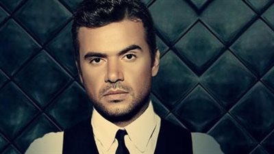 سامو زين ينشر صورته من كواليس تصوير «طعم الدنيا»