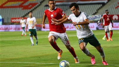 بالفيديو والصور.. المصري يشعل الدوري بالفوز على الأهلي 3 / 2