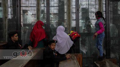 بالصور.. لحظة رؤية متهم بـ«اغتيال هشام بركات» نجله الرضيع