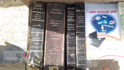بالصور.. رسائل ماجستير ودكتوراه للبيع في معرض الكتاب
