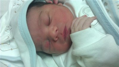 زوجة تحرر محضرا لزوجها رفض تسجيل نجلهما بـ