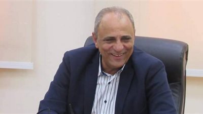 رئيس جهاز تعمير سيناء والقناة يتفقد مشروع الإسكان الاجتماعي