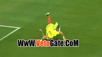 بالفيديو.. مباراة المكسيك وفنزويلا تتحول إلى حلبة مصارعة