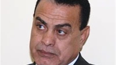 ممدوح رمزى يطالب الكنيسة بطرح مشاكل الأقباط على مؤسسة الرئاسة