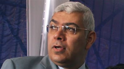 دفاع عمرو عسل يطالب بالتصريح لاستخراج 3 شهادات في تراخيص الحديد