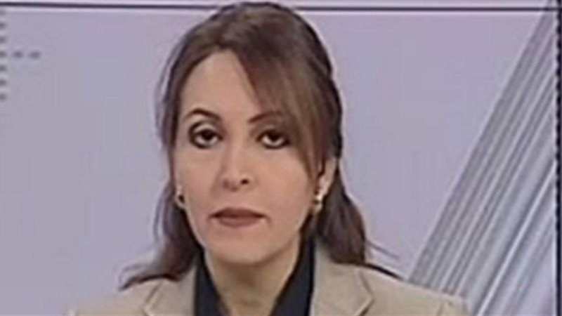 مني شكر مذيعة التليفزيون