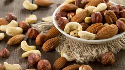 هل يحتاج الجسم إلى المكسرات خلال الرجيم