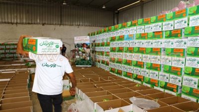 الأورمان توزع 8 آلاف كرتونة مواد غذائية على الأسر الفقيرة بقنا