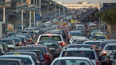 كثافات مرورية على طرق ومحاور القاهرة
