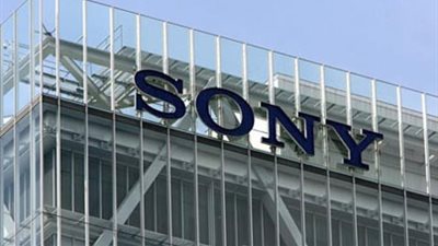 سوني اليابانية تكشف النقاب في برلين عن أحدث هواتفها الذكية