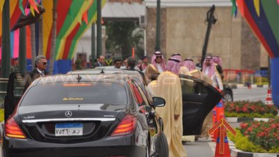 فتح شارع «قصر العيني» أمام السيارات بعد وصول «سلمان» إلى البرلمان