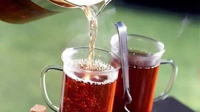 «بلومبرج»: المصريون الأكثر شعورًا بنقص السكر لعشقهم الشاي