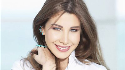 نانسي عجرم تنشر صورة من العاصمة الإدارية الجديدة قبل حفل الليلة