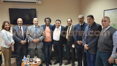 محافظ الإسماعيلية يفتتح المؤتمر الصحفي بمسرح الهناجر