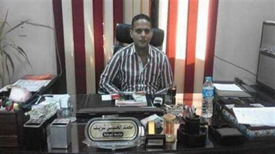 محافظ ومدير أمن بورسعيد بمسجد لطفي شبارة لتشييع جثمان الرائد الحسيني