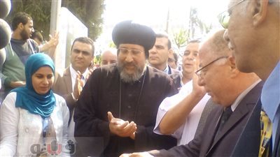 بالصور.. وزير الثقافة يفتتح معرض الكتاب بجامعة عين شمس