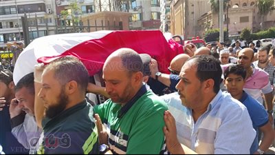 بالفيديو.. لحظة وصول جثمان رئيس مباحث أبوصوير إلى بورسعيد
