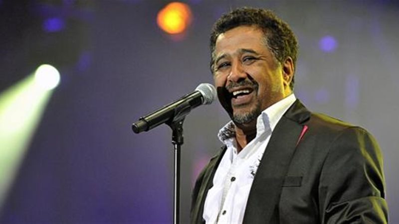 المطرب العالمي الشاب